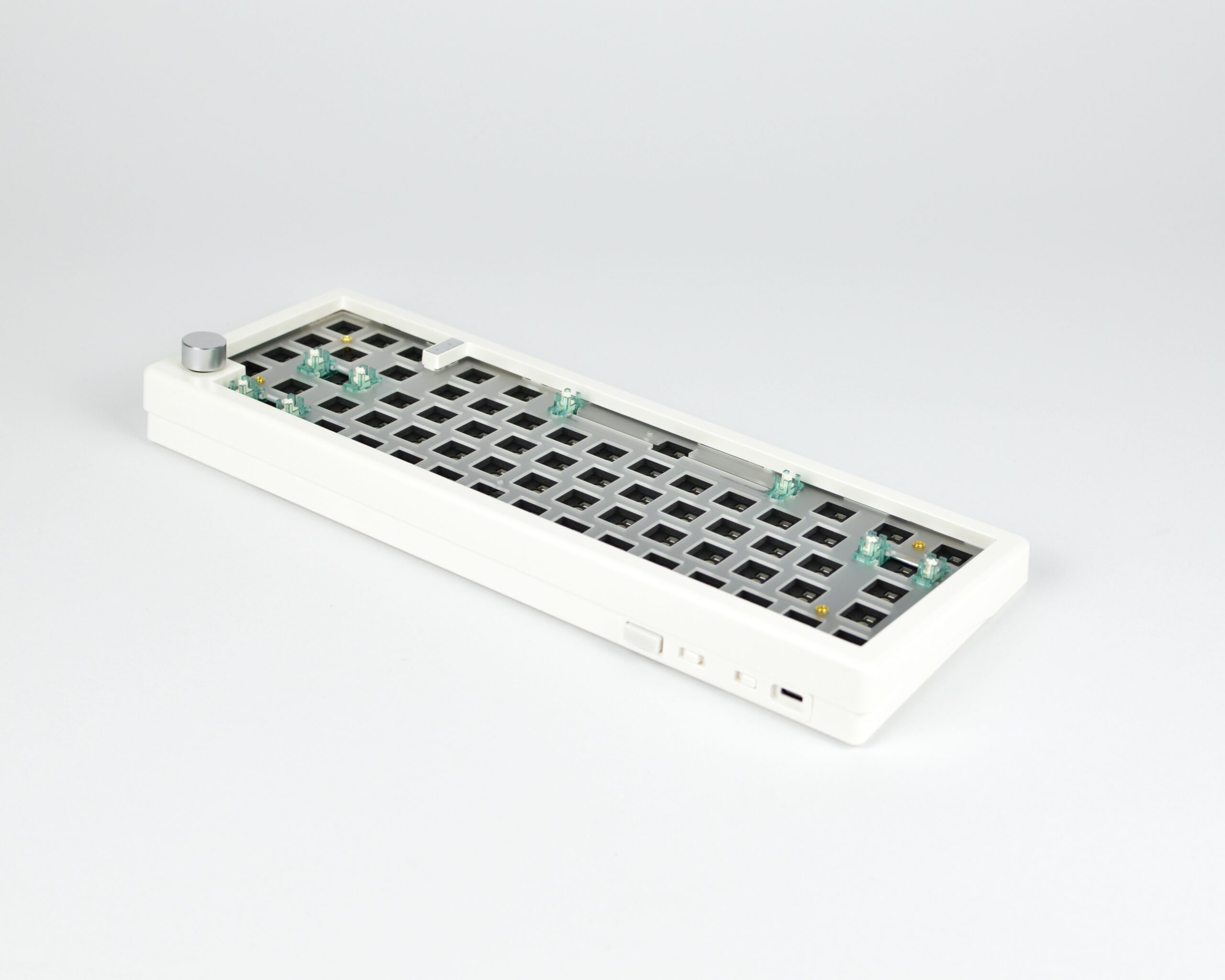 GMK67 Gasket Mount Mechanical Keyboard Kit w/ knob - RGB - Tri-Mode - White - Image 5